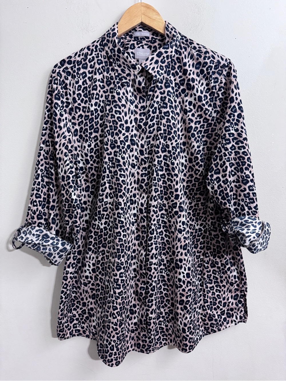 Chico's Leopard Print Button Down Shirt Anti-Wrinkle Cotton Roll Tab Sleeve XL